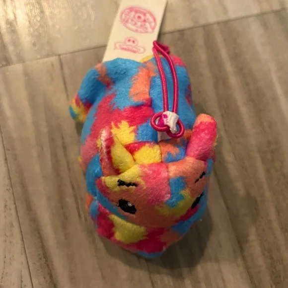 Pikmi Pops!! **4** Pikmi Pops and storage Containers!! Gently used! - Picture 7 of 16